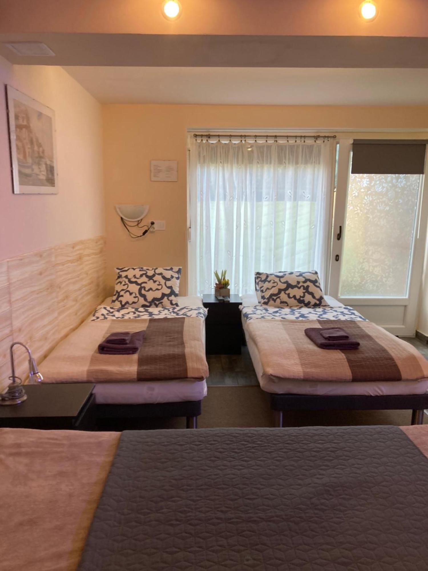 Green Lake Airport Apartments Vecsés Rom bilde