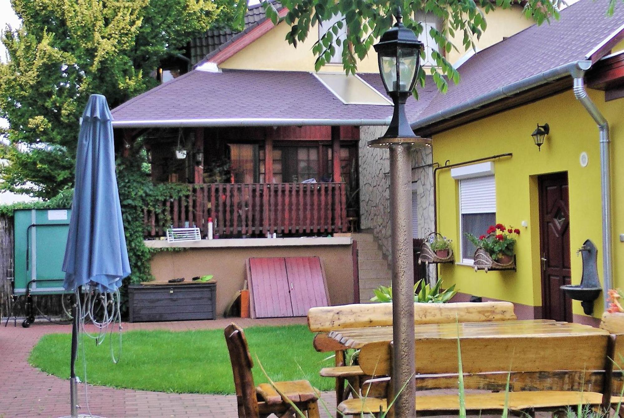 Green Lake Airport Apartments Vecsés Eksteriør bilde